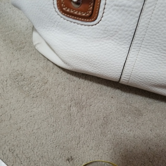 Coach Large Soho Off White Pebble Leather Tote Bag Handbag F13109. - Picture 5 of 13